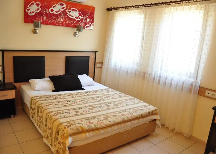 Telmessos Neva Otel 4*