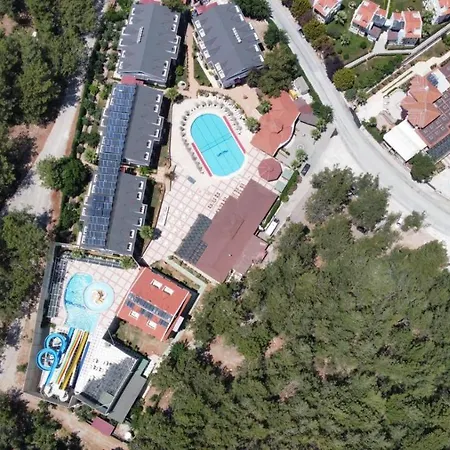 Telmessos Neva ホテル