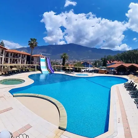 ホテル Telmessos Neva オルデニズ