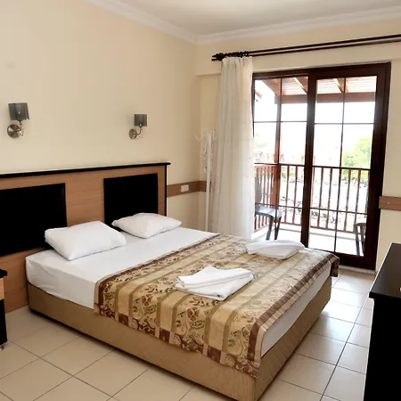 Telmessos Neva ホテル 4*