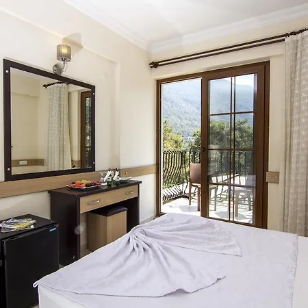 Telmessos Neva 호텔 3*