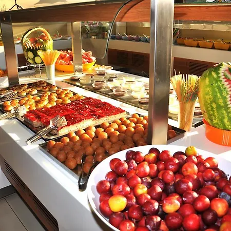 Telmessos Neva Hotell 3*