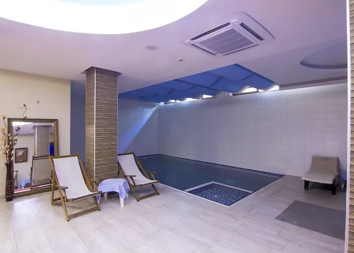 Telmessos Neva 4*
